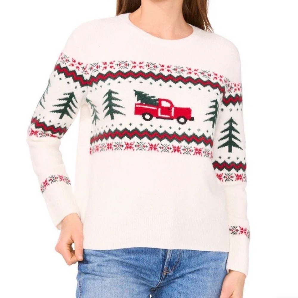 Vince Camuto White Sweater with Red and Green Design